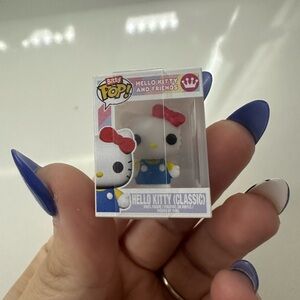 Hello Kitty Bitty Pop